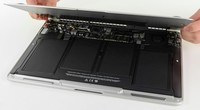 Po výmene batérie bude Váš MacBook opäť disponovať plnou výdržou batérie. Po nainštalovaní novej batérie bude